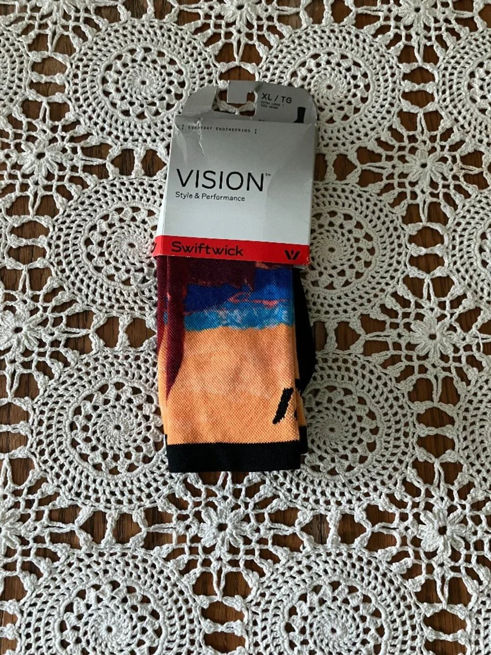 New Adult Sz. XL Crews Socks – Vision Swiftwick Arches National Park Design